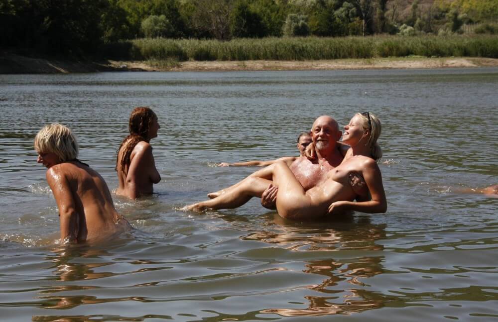 Naturist Family Event # 25 - Nudity as a natural aspect of human life