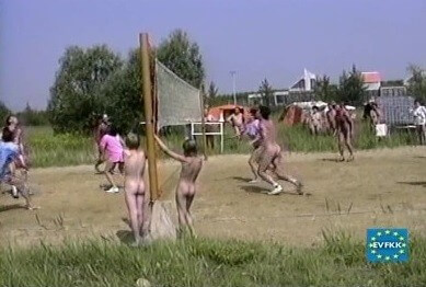 EVFKK - Miss Volleyball - Nudism teaches us to appreciate the present and be honest