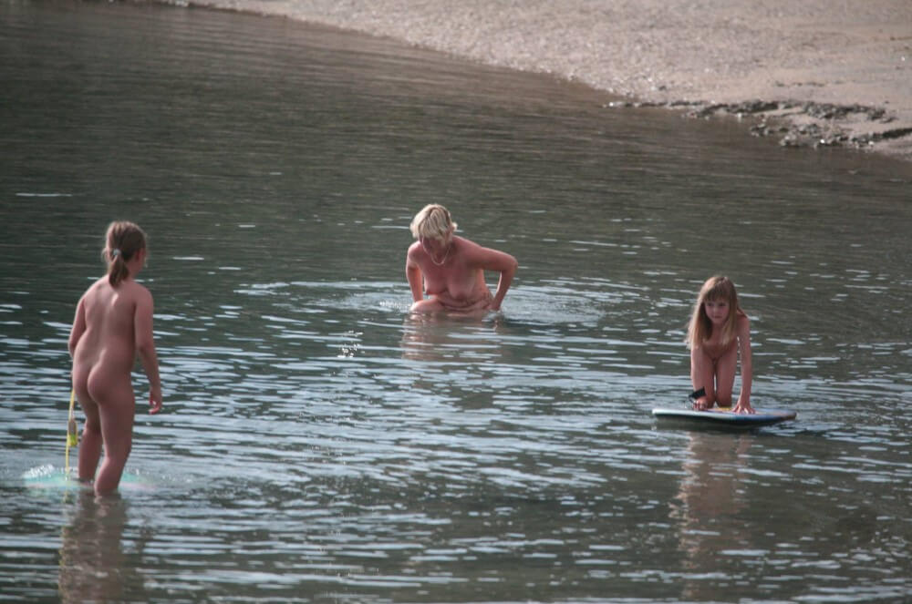 Naturism photo gallery # 14 - Naturism teaches us to accept and respect ourselves and others without inhibition