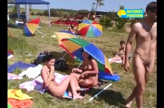 Naturist Freedom  Bathing and Gravel Pit - Nudism helps people overcome their insecurities