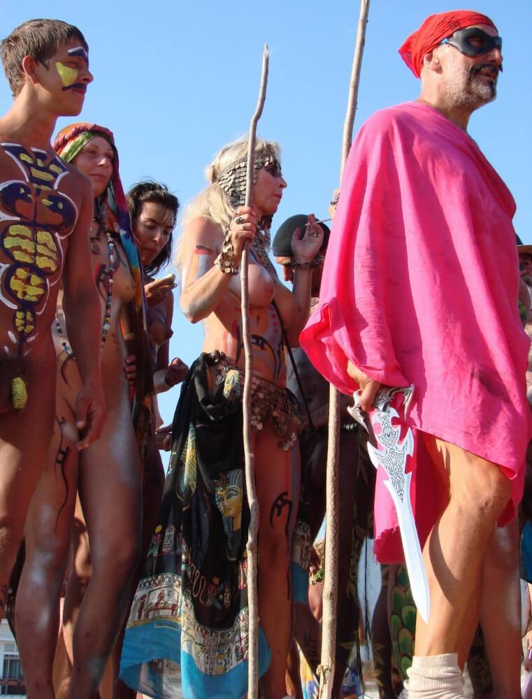 Neptune Day Mountain Top pics - Benefits of naturist recreation and harmony with nature