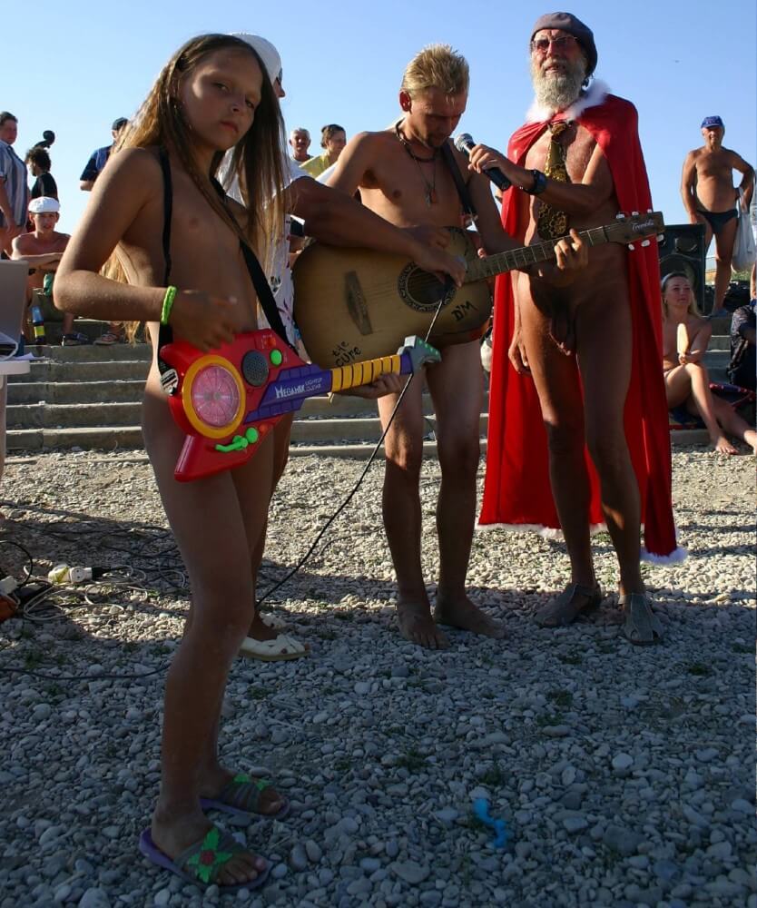 Naturist Beach Contests photos - A resort for nature lovers