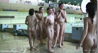 In a pool named Argentina Full HD - Those wishing to register as nudists