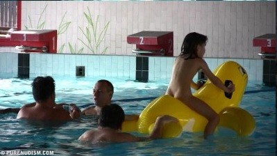 Floating On Our Rafts 1 - A naked person is asexual among nudists