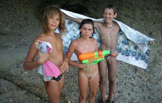Naturism photo gallery # 33 - Naturism teaches us to appreciate the present and to be honest with ourselves and others