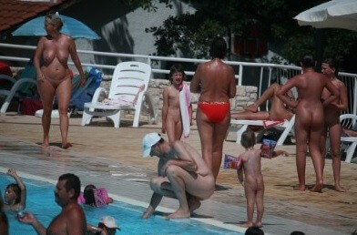 Enjoying The Sunny Pool gallery - Family naturism in European countries
