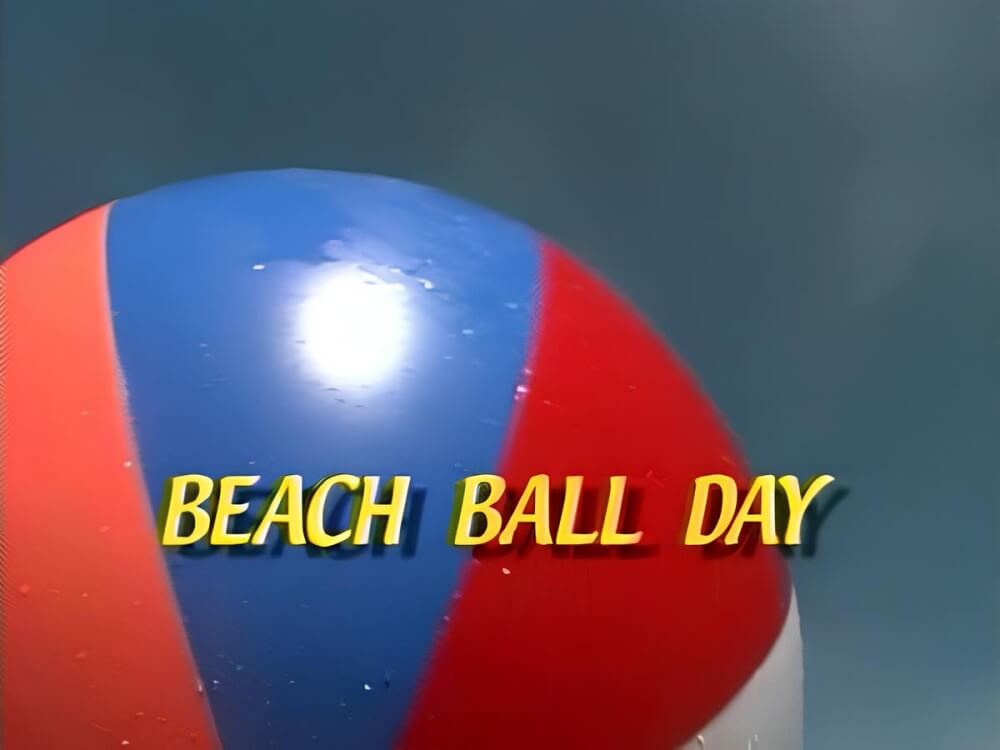 Enature- Beach ball day - Naturalness and freedom go hand in hand with naturism