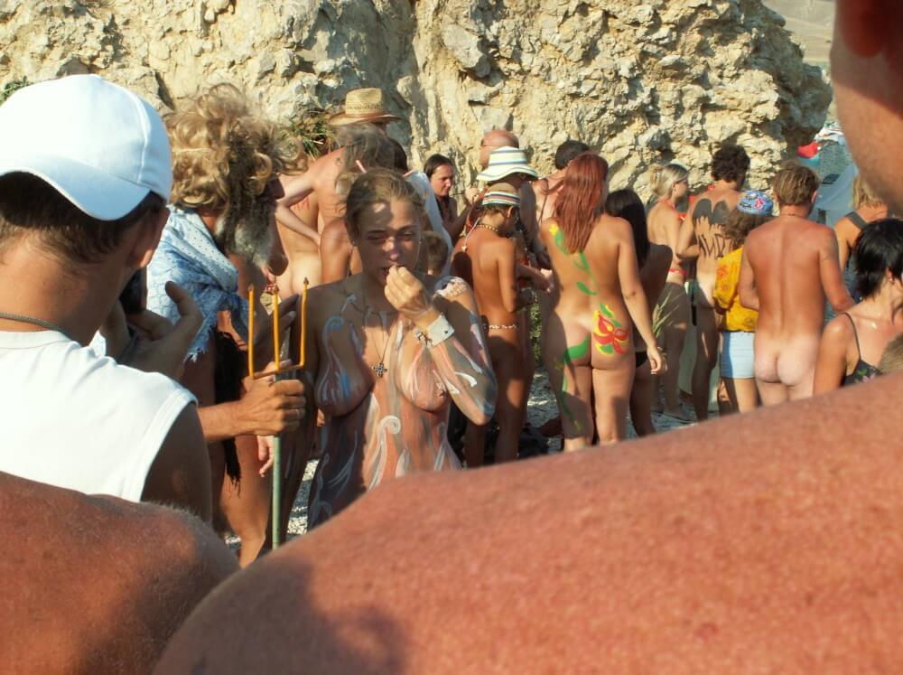 Neptune Day Side Views photos - Naturists are open to new ideas and experiences