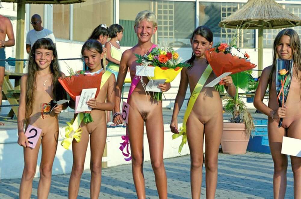 Beauty contest FR photos - A nudist values simplicity and naturalness in life
