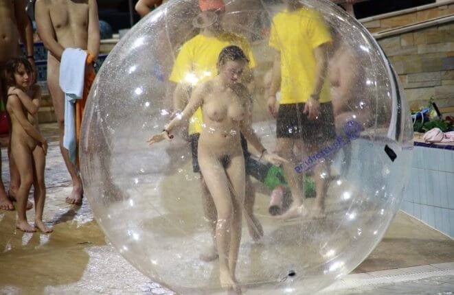 Holiday in the pool photos - A well-known naturist center