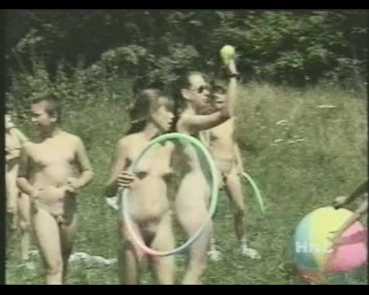 Helios Natura: Nudi Youth Weekend - Types of recreation in nudist destinations