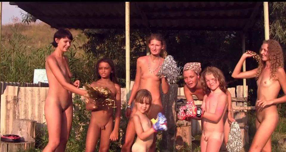 Countryside Lounging 1 nudism video - Naturist practices help us understand that the body is part of nature and its beauty